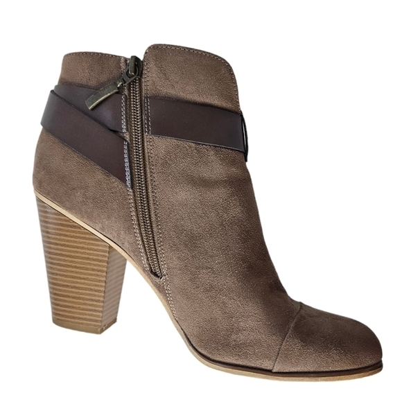 Limelight Jena faux suede tan ankle boots with zipper size 9 1/2 - Picture 5 of 10